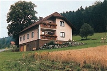 Autriche Privát Schönbach, Extérieur